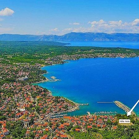 Apartment Villa Vala Malinska Bagian luar foto