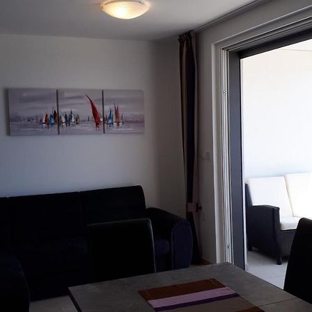 Apartment Villa Vala Malinska Bagian luar foto