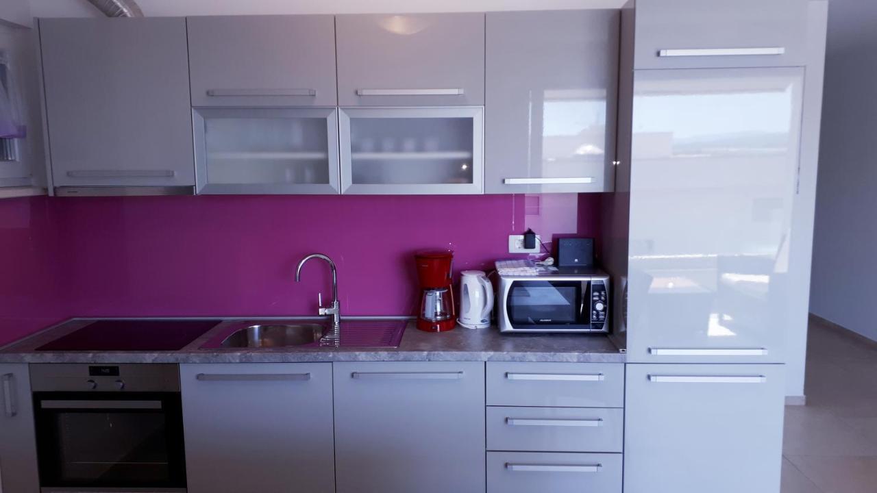 Apartment Villa Vala Malinska Bagian luar foto